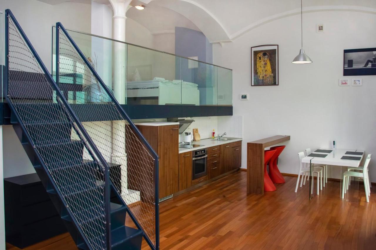 Modern Apartment With Terrace And Air Conditioning Praag Buitenkant foto